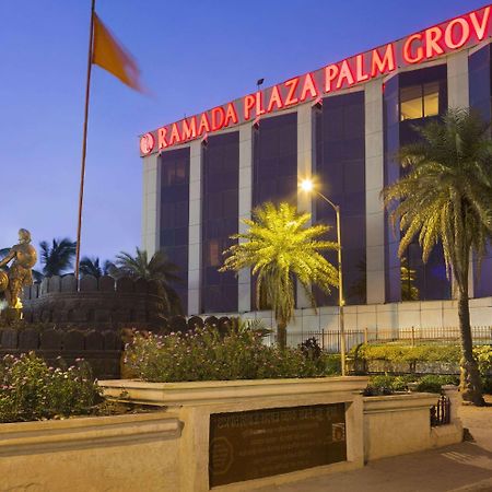 Готель Ramada Plaza By Wyndham Palm Grove Мумбаї Екстер'єр фото Ramada Plaza Palm Grove