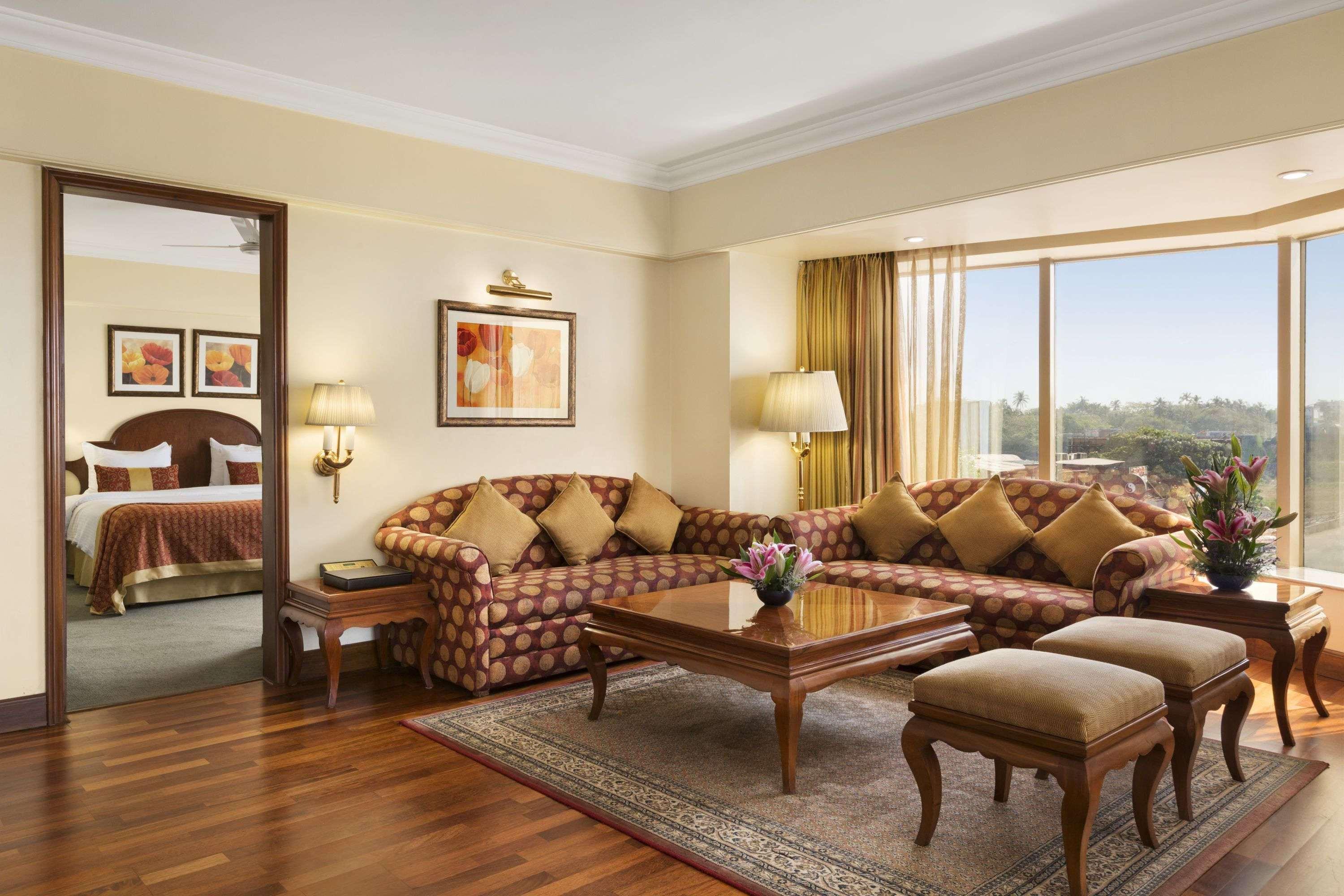 Готель Ramada Plaza By Wyndham Palm Grove Мумбаї Номер фото A suite at the Taj Mahal Palace, Mumbai